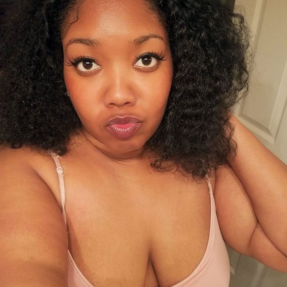 Meet your Posher, Tameka - Picture 1 of 1